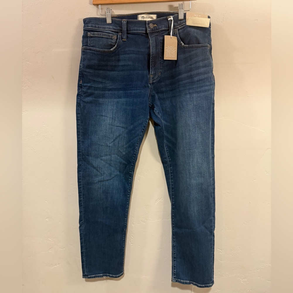 Madewell Athletic Slim Jeans: COOLMAX Denim Edition Leeward Wash 30x30 NWT